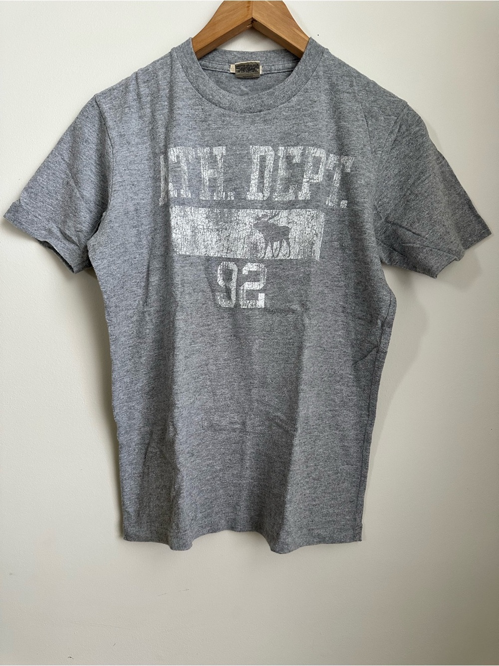 Abercrombie & Fitch Vintage Men's Gray Graphic Tee